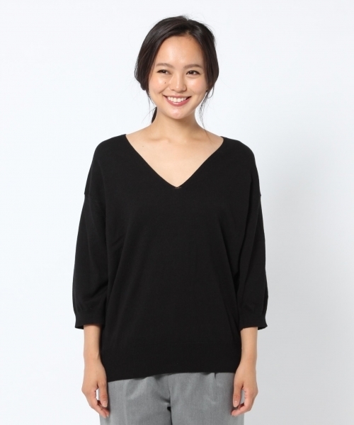 laboratory work（ラボラトリーワーク）の「抜け感ゆるVニット（ニット/セーター・レディース・杢グレー/オフホワイト/ブラック/レッド/グリーン・MEDIUM）」の16枚目の写真