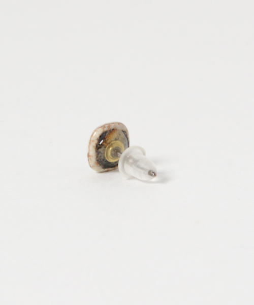 V&SSS(ブイアンドエスエスエス)の「V&SSS/stone pierce(ピアス(片耳用)・レディース・その他・FREE)」の2枚目の写真