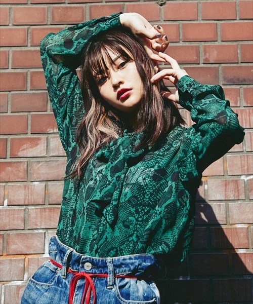 HYSTERIC GLAMOUR（ヒステリックグラマー）の「SNAKE総柄 ボウタイ 