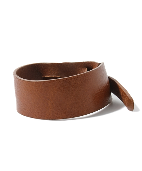 coen（コーエン）の「シングルレザーブレスレット（ブレスレット・レディース・レッド/オレンジ/ケリー/ネイビー・フリー）」の4枚目の写真