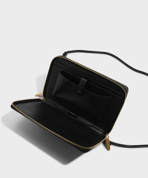 CHARLES & KEITH（チャールズ & キース）の「トップハンドルクラッチ / TOP HANDLE CLUTCH（クラッチバッグ