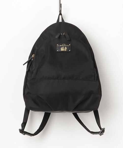 LA BAGAGERIE（ラバガジェリー）の「ナイロンリュック（バックパック/リュック・レディース・チャコールグレー/ベージュ/ネイビー/ブラック/ダークオレンジ/ワイン/ブラウン/ライトグリーン/ライトグレー・FREE）」の2枚目の写真