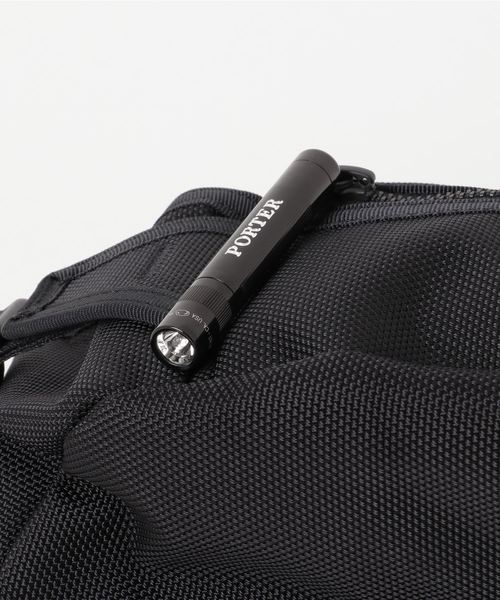 PORTER（ポーター）の「【PORTER】HEAT WAIST BAG（ボディバッグ/ウエストポーチ・メンズ・ブラック・FREE）」の4枚目の写真