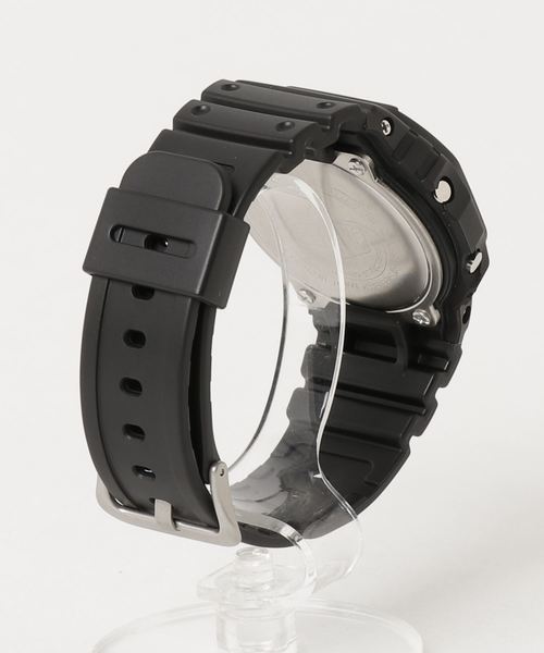 G-SHOCK（ジーショック）の「Solid Colors(ソリッドカラーズ) CASIO G-SHOCK / DW-5600BB-1CR（デジタル腕時計・メンズ・ブラック・FREE）」の5枚目の写真