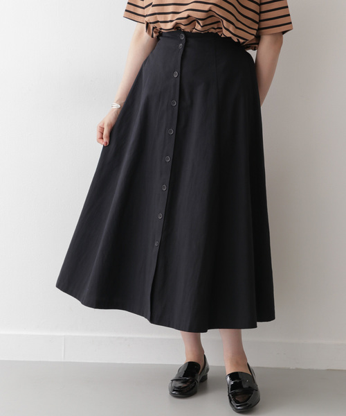 ITEMS URBANRESEARCH（アイテムズ アーバンリサーチ）の「マエボタンフレアスカート（スカート・レディース・ブラック/ベージュ/ブラウン・FREE）」の4枚目の写真