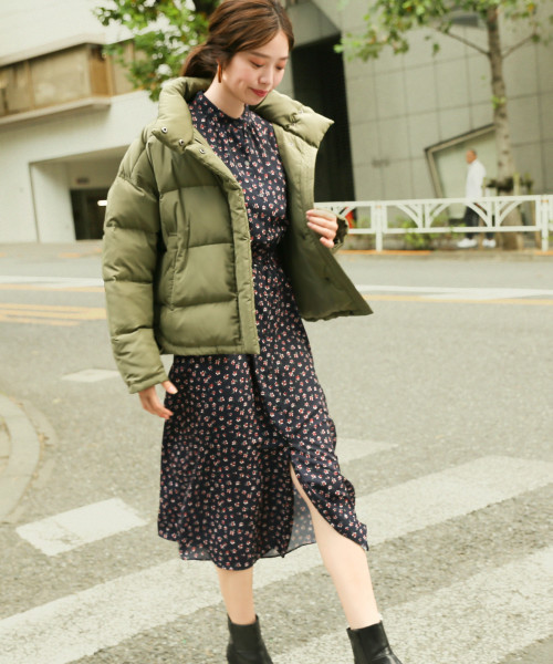 LOWRYS FARM（ローリーズファーム）の「ハナガラスタンドワンピース　812313（ワンピース・レディース・ブラック/ネイビー/イエロー・MEDIUM/LARGE）」の18枚目の写真