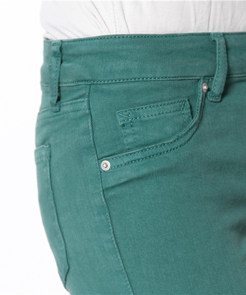 'PalinkA（パリンカ）の「ISKO製品染めスキニーPT（その他パンツ・レディース・ホワイト/ブラック/グリーン・34/36/38）」の6枚目の写真