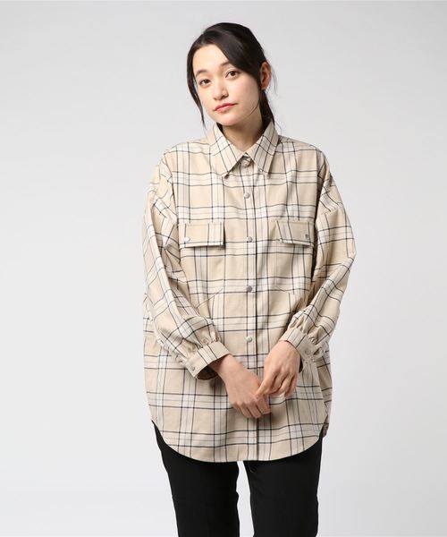 one way（ワンウェイ）の「ボリュームスリーブBIGシャツ（シャツ/ブラウス・レディース・ベージュ/レッド/ライトブラウン/ピンク系その他/ダークブルー・M）」の12枚目の写真