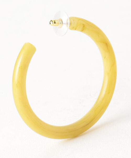 green label relaxing（グリーンレーベルリラクシング）の「CFC カラーACフープ/ピアス（ピアス（両耳用）・レディース・イエロー/ケリー/オフホワイト/ダークグリーン/ベージュ・FREE）」の7枚目の写真
