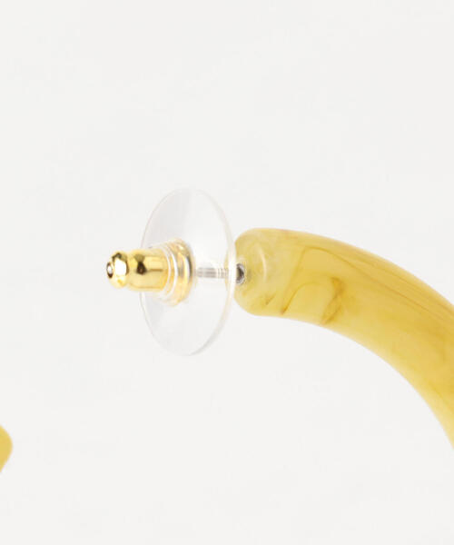 green label relaxing（グリーンレーベルリラクシング）の「CFC カラーACフープ/ピアス（ピアス（両耳用）・レディース・イエロー/ケリー/オフホワイト/ダークグリーン/ベージュ・FREE）」の8枚目の写真