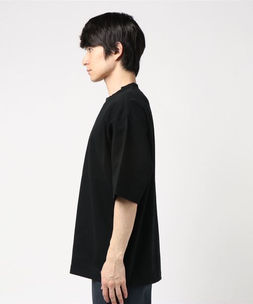 MAISON SPECIAL（メゾンスペシャル）の「“汚れを弾く” テックファブリックオーバーサイズクルーネックカットソー 【MAISON SPECIAL/メゾンスペシャル】（Tシャツ/カットソー・メンズ・ブラック/オフホワイト/サックスブルー/キャメル・44/46/48）」の8枚目の写真