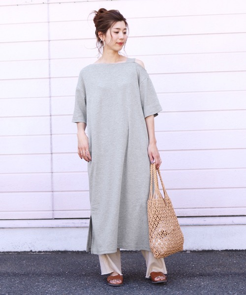 reca（レカ）の「スリット入り ワンショルダーワンピース（ワンピース・レディース・グレイッシュベージュ/ブラック/グレー/ブラック系その他/ベージュ系その他・M/FREE）」の7枚目の写真