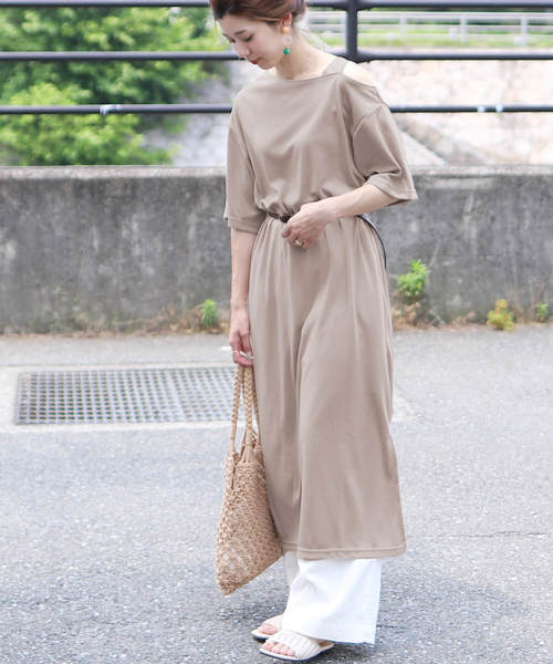 reca（レカ）の「スリット入り ワンショルダーワンピース（ワンピース・レディース・グレイッシュベージュ/ブラック/グレー/ブラック系その他/ベージュ系その他・M/FREE）」の14枚目の写真