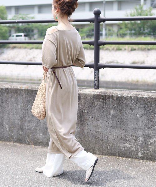 reca（レカ）の「スリット入り ワンショルダーワンピース（ワンピース・レディース・グレイッシュベージュ/ブラック/グレー/ブラック系その他/ベージュ系その他・M/FREE）」の11枚目の写真