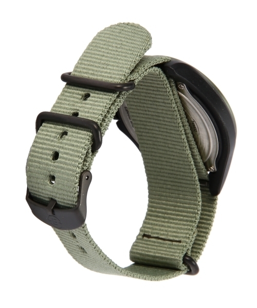 BEAUTY&YOUTH UNITED ARROWS（ビューティーアンドユースユナイテッドアローズ）の「＜TIMEX＞ ALUMINUM CAMPER◆（アナログ腕時計・メンズ・ブラック/オリーブ・ONESIZE）」の5枚目の写真