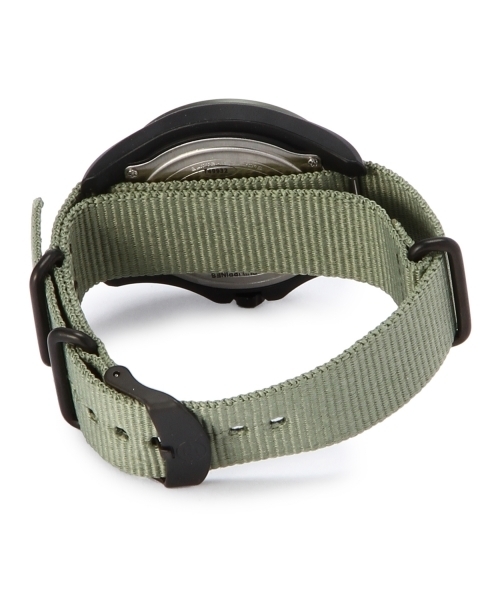 BEAUTY&YOUTH UNITED ARROWS（ビューティーアンドユースユナイテッドアローズ）の「＜TIMEX＞ ALUMINUM CAMPER◆（アナログ腕時計・メンズ・ブラック/オリーブ・ONESIZE）」の6枚目の写真