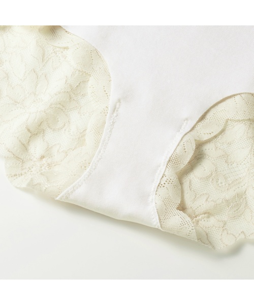 Tuche（トゥシェ）の「【Tuche（トゥシェ）】 LACY AIR　ハーフショーツ（ショーツ・レディース・ナチュラル/ブラック/ミント/ピンク/ボルドー/マスタード/カーキ/オレンジ/ラベンダー/ベージュ/ピンク系その他/クリーム・MEDIUM/LARGE/X-LARGE）」の13枚目の写真