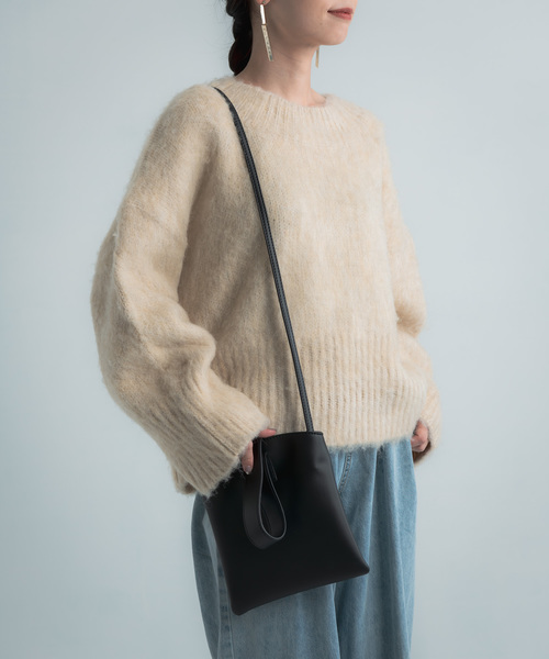 Libra Cue(リブラ キュー)の「Libra 2WAY mini bag(ショルダーバッグ・レディース・ブラック/アイボリー・FREE)」の3枚目の写真
