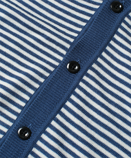 NANO universe（ナノユニバース）の「EXファインメリノボーダーカーデ（カーディガン/ボレロ・メンズ・ブラック/ターコイズブルー/ネイビー・X-LARGE/SMALL/LARGE/MEDIUM）」の4枚目の写真