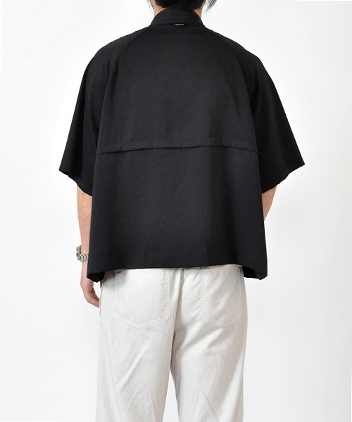 UP START（アップスタート）の「トレンチデザインビッグシャツ（シャツ/ブラウス・メンズ・ブラック/ベージュ/グリーン・MEDIUM/LARGE/X-LARGE）」の4枚目の写真