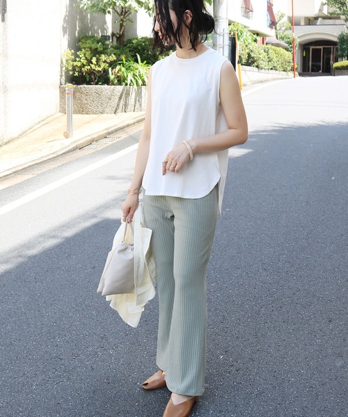 andme(アンドミー)の「ノースリーブ裾ラウンドTシャツ(Tシャツ/カットソー・レディース・グレー/オフホワイト/ブラック・M)」の5枚目の写真