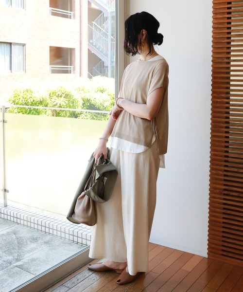 andme(アンドミー)の「ノースリーブ裾ラウンドTシャツ(Tシャツ/カットソー・レディース・グレー/オフホワイト/ブラック・M)」の6枚目の写真