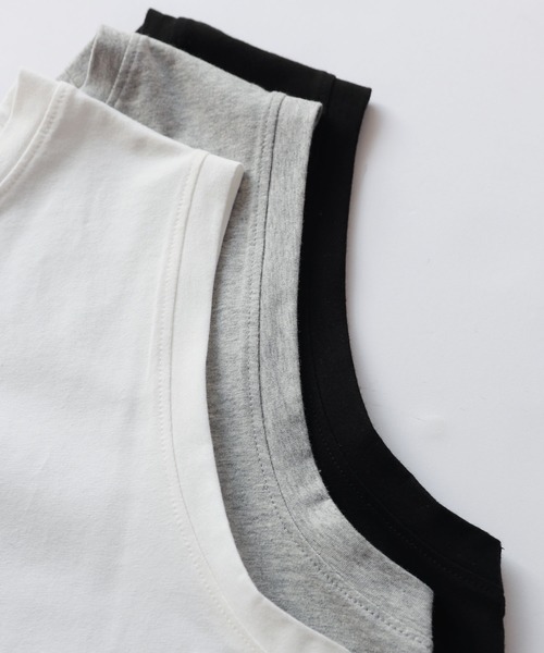 andme(アンドミー)の「ノースリーブ裾ラウンドTシャツ(Tシャツ/カットソー・レディース・グレー/オフホワイト/ブラック・M)」の22枚目の写真