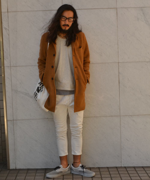 AMERICAN RAG CIE(アメリカンラグシー)の「AMERICAN RAG CIE ウールサージチェスターコート(チェスターコート・メンズ・グレー/ブルー/ネイビー/キャメル・1/2/3)」の9枚目の写真