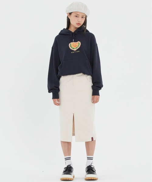 ROMANTIC CROWN(ロマンティッククラウン)の「【CHUPA CHUPS × ROMANTIC CROWN】LOGO HOODIE / チュッパチャップス × ロマンティッククラウン ロゴ フーディー(パーカー・メンズ・ネイビー/ピンク/オートミール・SMALL/MEDIUM/LARGE/X-LARGE)」の8枚目の写真