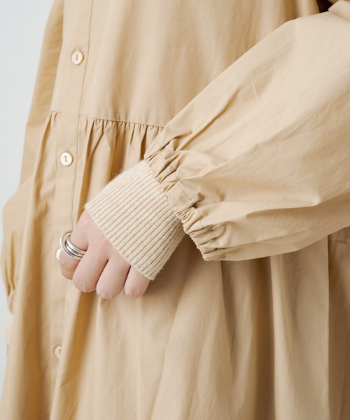 Kastane（カスタネ）の「タイプライターティアードワンピース