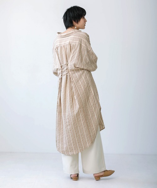 Bou Jeloud(ブージュルード)の「2wayロングシャツワンピース(ワンピース・レディース・ベージュ/オフホワイト/ブルー・38)」の21枚目の写真