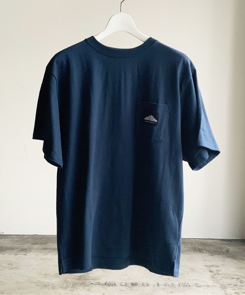 MOUNTAIN SMITH（マウンテンスミス）の「ST:MOUTAIN SMITH ロゴ発泡プリント TEE S/S : マウンテンスミス 半袖Tシャツ（Tシャツ/カットソー・レディース・ホワイト/ブラック/ベージュ/ネイビー・S/M/L）」の4枚目の写真