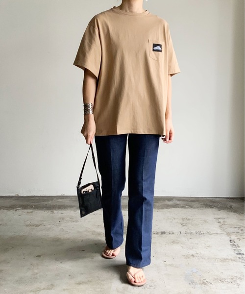 MOUNTAIN SMITH（マウンテンスミス）の「ST:MOUTAIN SMITH ロゴ発泡プリント TEE S/S : マウンテンスミス 半袖Tシャツ（Tシャツ/カットソー・レディース・ホワイト/ブラック/ベージュ/ネイビー・S/M/L）」の7枚目の写真