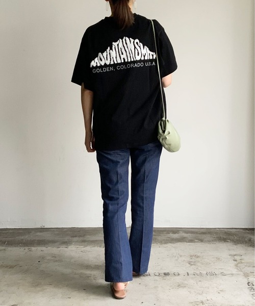 MOUNTAIN SMITH（マウンテンスミス）の「ST:MOUTAIN SMITH ロゴ発泡プリント TEE S/S : マウンテンスミス 半袖Tシャツ（Tシャツ/カットソー・レディース・ホワイト/ブラック/ベージュ/ネイビー・S/M/L）」の11枚目の写真