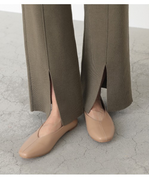 AZUL by moussy（アズールバイマウジー）の「CENTER SEAM BABOUCHE/センターシームバブーシュ（パンプス・レディース・ベージュ/ライトグリーン/ブラック・SMALL/MEDIUM/LARGE）」の6枚目の写真