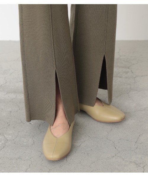 AZUL by moussy（アズールバイマウジー）の「CENTER SEAM BABOUCHE/センターシームバブーシュ（パンプス・レディース・ベージュ/ライトグリーン/ブラック・SMALL/MEDIUM/LARGE）」の21枚目の写真