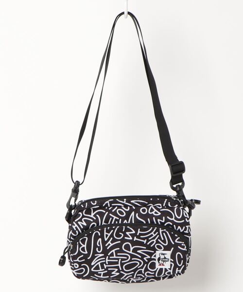 CHUMS(チャムス)の「【CHUMS】Recycle Shoulder Pouch(ショルダーバッグ・メンズ・ブラック/カーキ/サックスブルー/その他/サンドベージュ/ブラック×ホワイト/ベージュ系その他・FREE)」の4枚目の写真