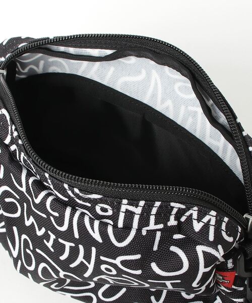 CHUMS(チャムス)の「【CHUMS】Recycle Shoulder Pouch(ショルダーバッグ・メンズ・ブラック/カーキ/サックスブルー/その他/サンドベージュ/ブラック×ホワイト/ベージュ系その他・FREE)」の17枚目の写真
