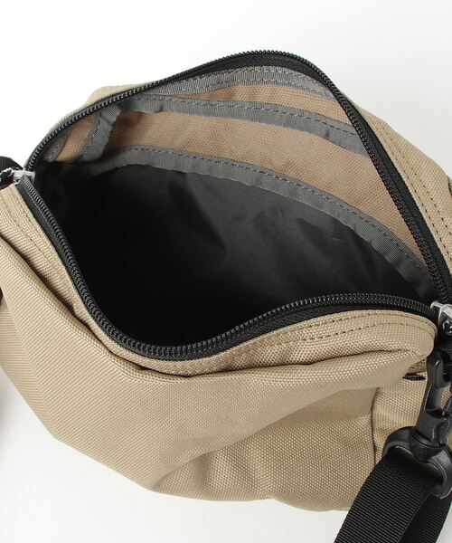 CHUMS(チャムス)の「【CHUMS】Recycle Shoulder Pouch(ショルダーバッグ・メンズ・ブラック/カーキ/サックスブルー/その他/サンドベージュ/ブラック×ホワイト/ベージュ系その他・FREE)」の10枚目の写真