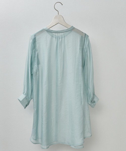 Amourire（アムリール）の「ショルダータックギャザーブラウス（シャツ/ブラウス・レディース・グレー/サックスブルー/アイボリー・M）」の12枚目の写真