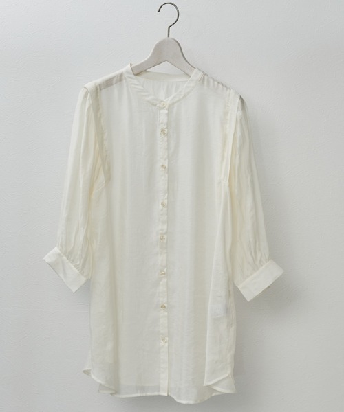 Amourire（アムリール）の「ショルダータックギャザーブラウス（シャツ/ブラウス・レディース・グレー/サックスブルー/アイボリー・M）」の9枚目の写真