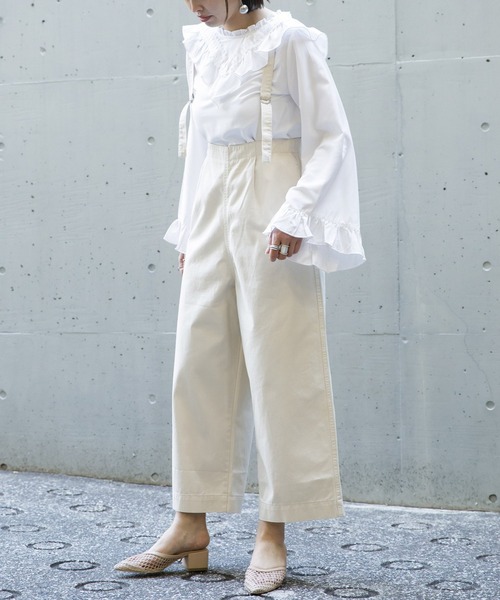 AS KNOW AS PINKY（アズノゥアズピンキー）の「サス付ゆるりなパンツ（サロペット/オーバーオール・レディース・ベージュ/インディゴブルー/ブルー/アイボリー・FREE）」の5枚目の写真