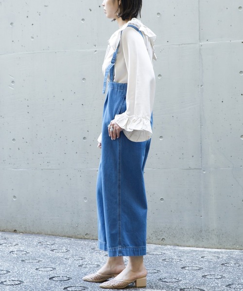 AS KNOW AS PINKY（アズノゥアズピンキー）の「サス付ゆるりなパンツ（サロペット/オーバーオール・レディース・ベージュ/インディゴブルー/ブルー/アイボリー・FREE）」の16枚目の写真