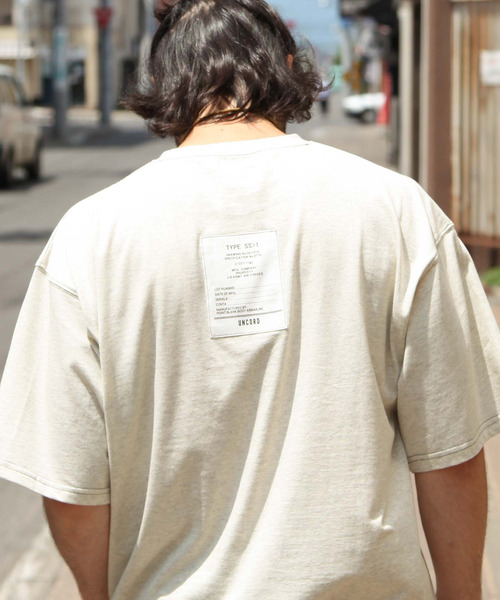 UNCORD（アンコード）の「【UNCORD】バックタグカラーステッチビッグシルエットTシャツ（Tシャツ/カットソー・レディース・ホワイト/ブラック/ベージュ/カーキ/オートミール・MEDIUM/LARGE/X-LARGE）」の20枚目の写真