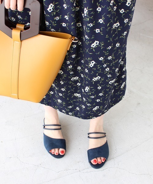 Fin（フィン）の「2WAYフラットサンダル（サンダル・レディース・ブラック/ネイビー/シルバー/オレンジ/グリーン・LL/S/M/L）」の9枚目の写真