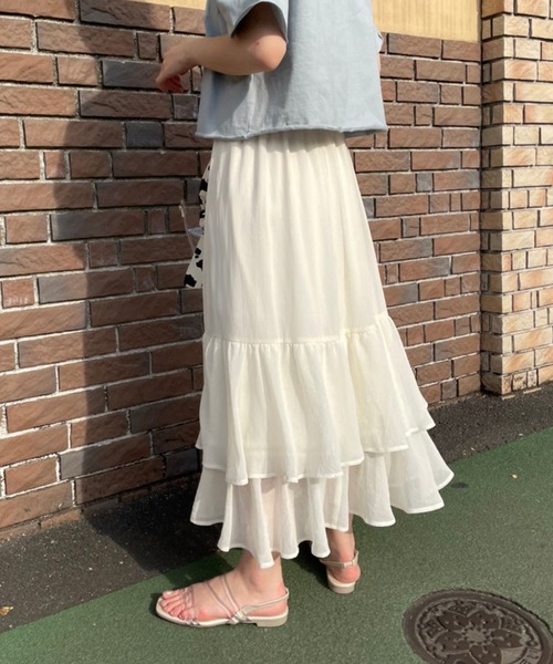 one after another NICE CLAUP(ワンアフターアナザーナイスクラップ)の「【Web限定】ラッフルスカート(スカート・レディース・アイボリー/ブラック系その他/アニマル・FREE)」の11枚目の写真