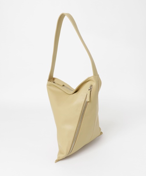 KBF（ケイビーエフ）の「変形ショルダーBAG（ショルダーバッグ・レディース・ブラック/アイボリー/ベージュ・ONE）」の9枚目の写真