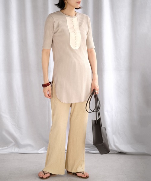 ＡＮＤＪ（アンドジェイ）の「ランダムリブ異素材切替ブザムトップス（Tシャツ/カットソー・レディース・アイボリー/グレイッシュベージュ/ブルー・M）」の19枚目の写真