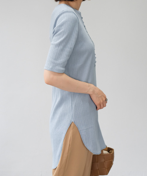 ＡＮＤＪ（アンドジェイ）の「ランダムリブ異素材切替ブザムトップス（Tシャツ/カットソー・レディース・アイボリー/グレイッシュベージュ/ブルー・M）」の13枚目の写真