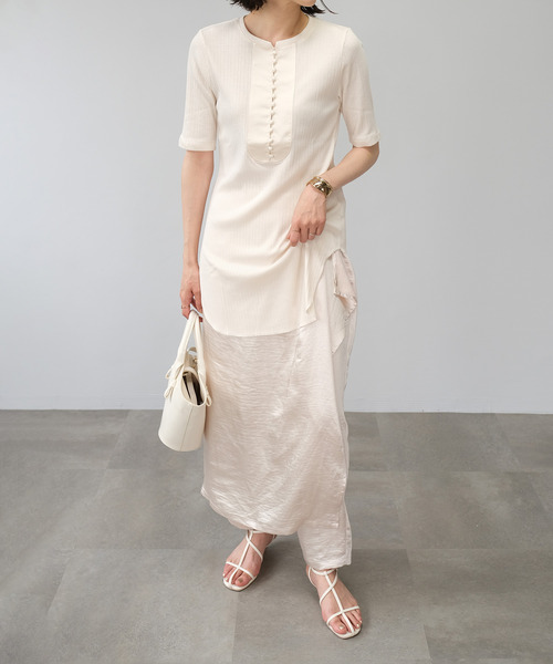 ＡＮＤＪ（アンドジェイ）の「ランダムリブ異素材切替ブザムトップス（Tシャツ/カットソー・レディース・アイボリー/グレイッシュベージュ/ブルー・M）」の9枚目の写真